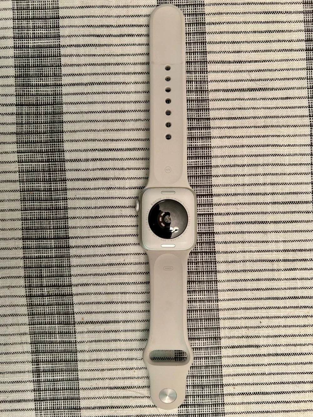 Apple charger sport